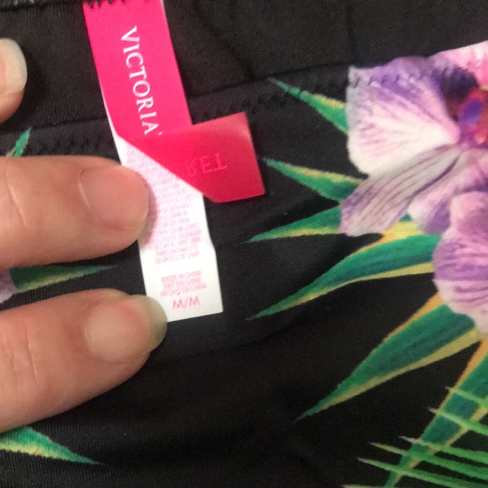 Victoria Secret 2 pc swimsuit Size M - Picture 4 of 6